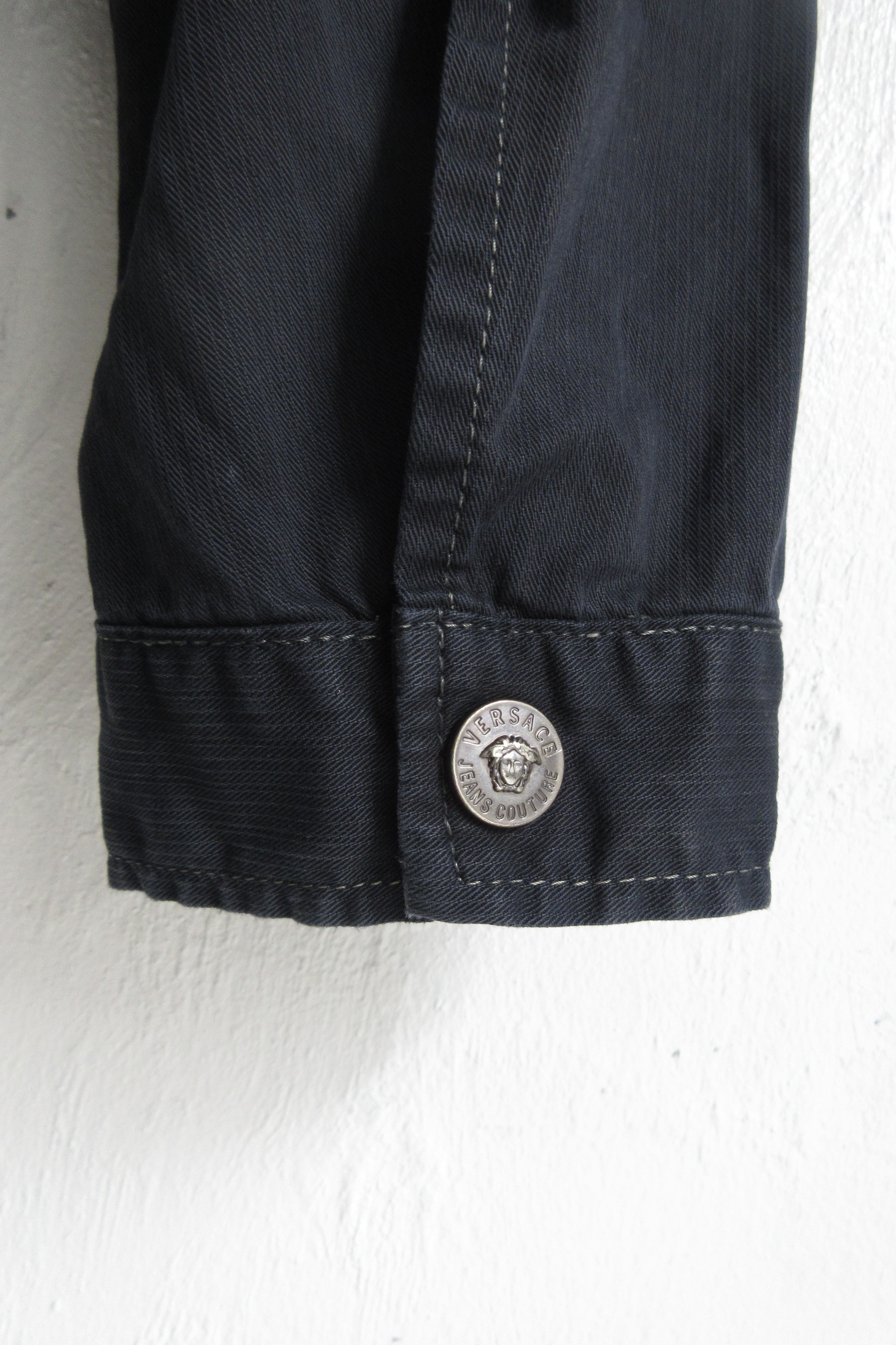 mid90s Versace Jeans Couture_6