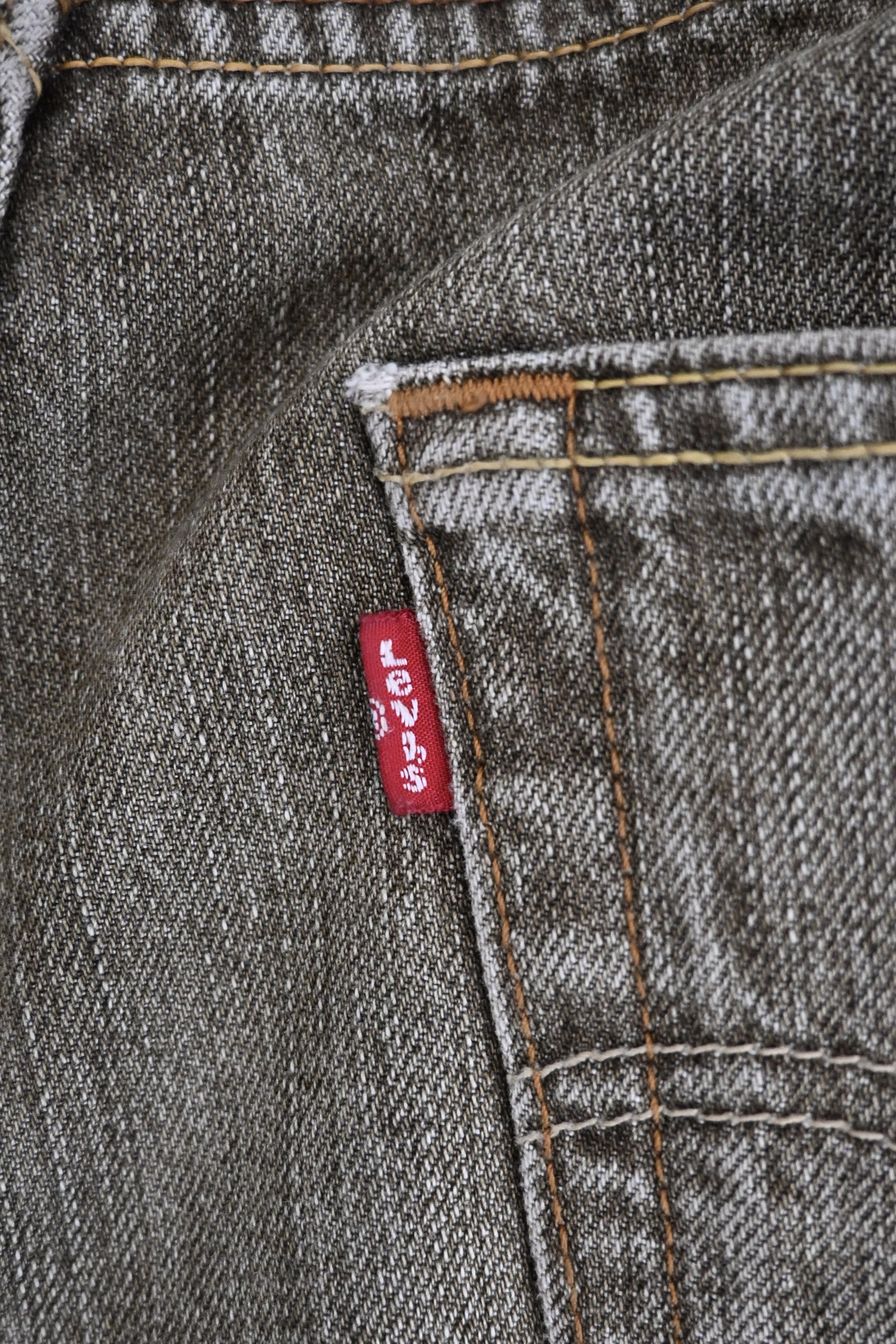Early2000s Euro Levi's_7
