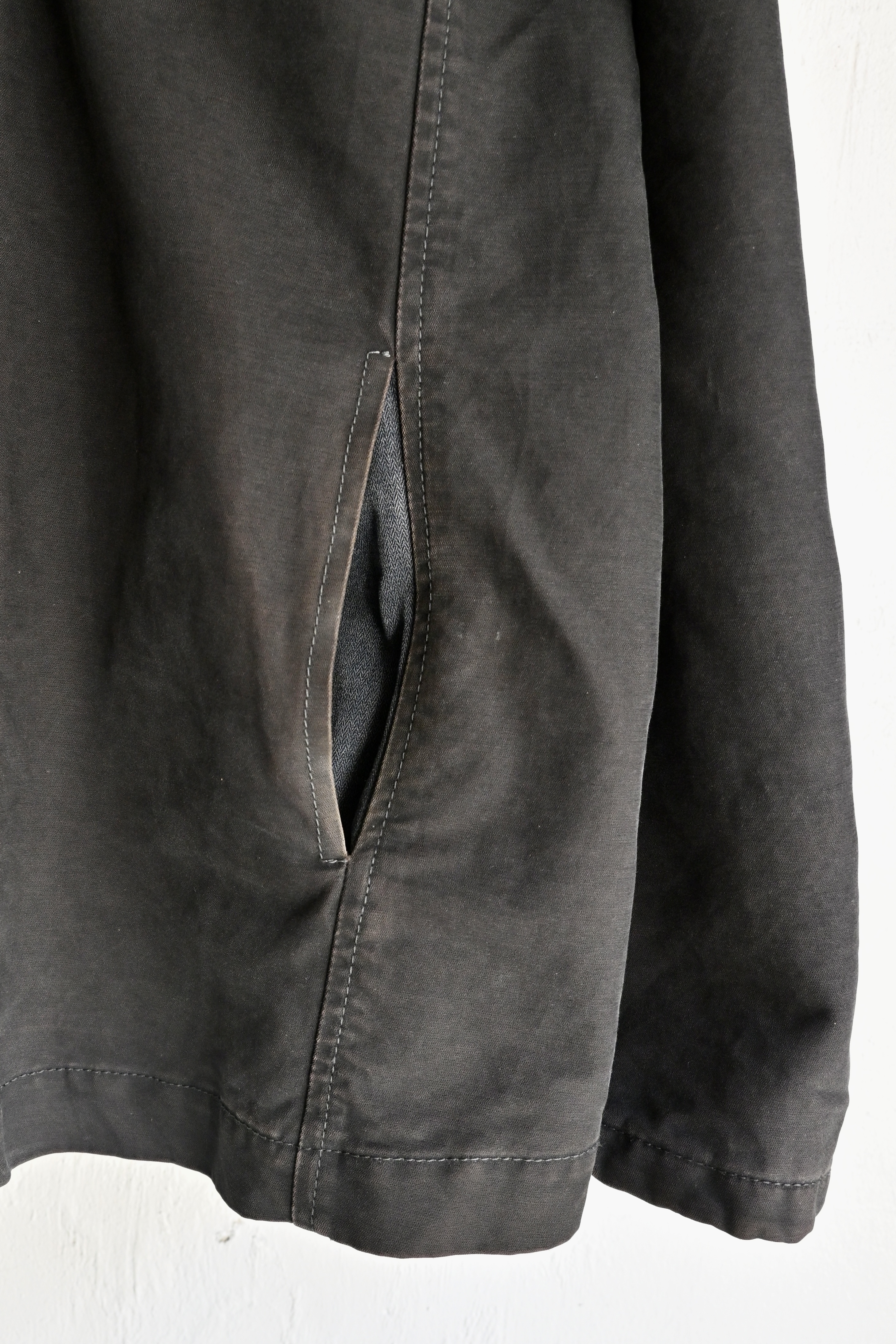 Late90-Early2000s Armani Jeans_9