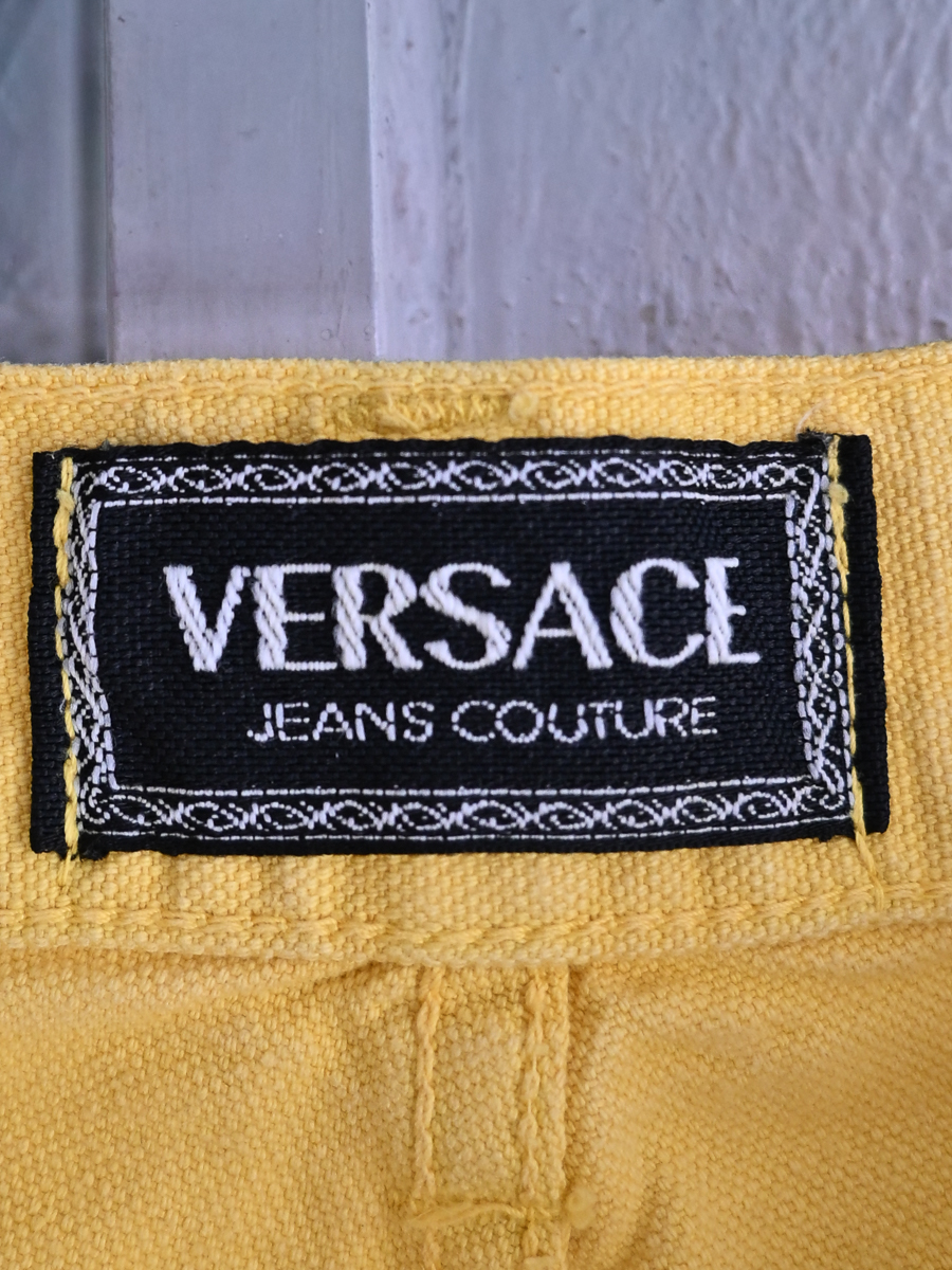 Mid90s Versace Jeans Couture_10